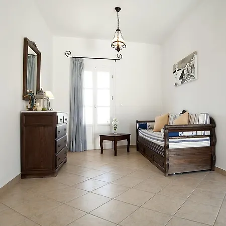 Island House Mare Mylopotas